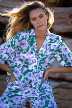 Load image into Gallery viewer, The Lou-Flora