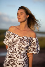 Load image into Gallery viewer, The Kora-Tropics