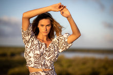 Load image into Gallery viewer, The Kora-Tropics