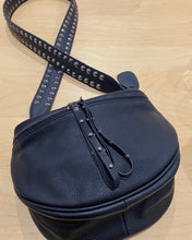 Load image into Gallery viewer, Crossbody Bag – Black/Gunmetal