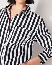 Load image into Gallery viewer, Jac and Mooki - Everyday Shirt - Black and White Stripe
