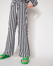 Load image into Gallery viewer, Everyday Wide Leg Pant - Black and White Stripe