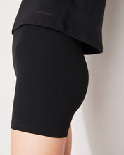Load image into Gallery viewer, Jac and Mooki - Rib Crop Bike Short - Black