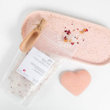 Load image into Gallery viewer, Bath Soak | Love