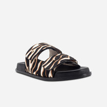 Load image into Gallery viewer, Sol Sana Versus Footbed - Zebra