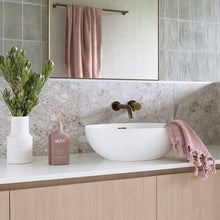 Load image into Gallery viewer, Hand &amp; Body Wash - Raspberry Blossom &amp; Juniper